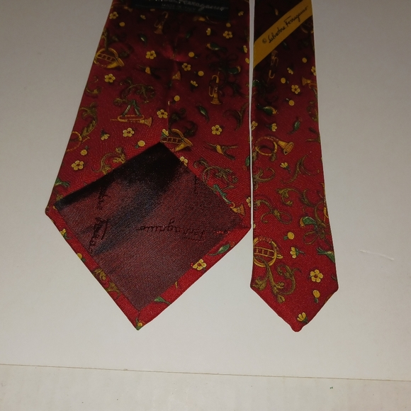 Salvatore Ferragamo Horns & Birds 100% Silk Tie, Vintage - Picture 5 of 7